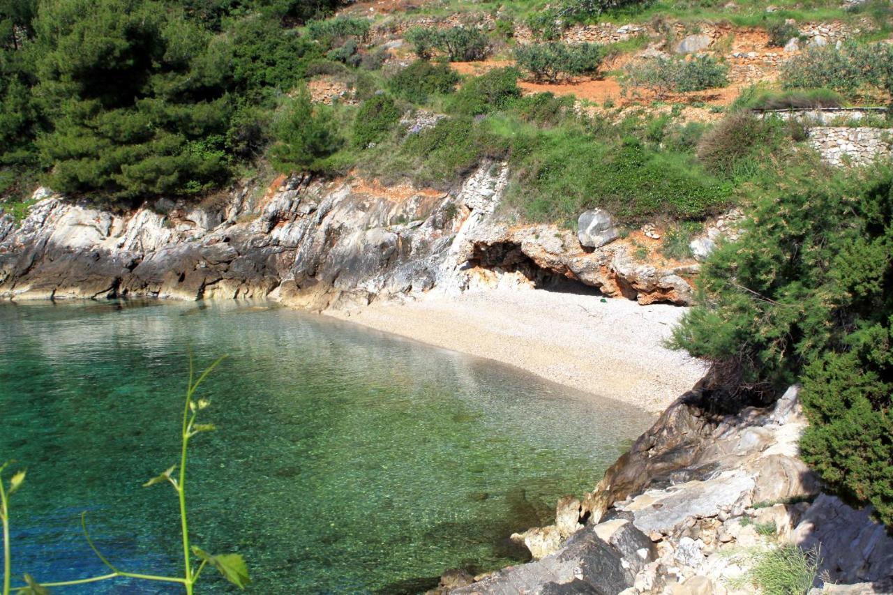 Seaside Secluded Apartments Cove Tvrdni Dolac, Hvar - 12655 Gdinj Екстериор снимка