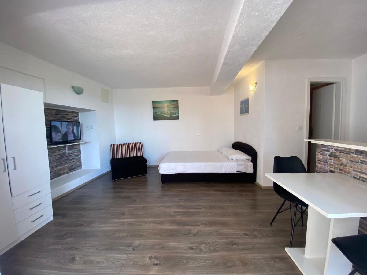 Seaside Secluded Apartments Cove Tvrdni Dolac, Hvar - 12655 Gdinj Екстериор снимка